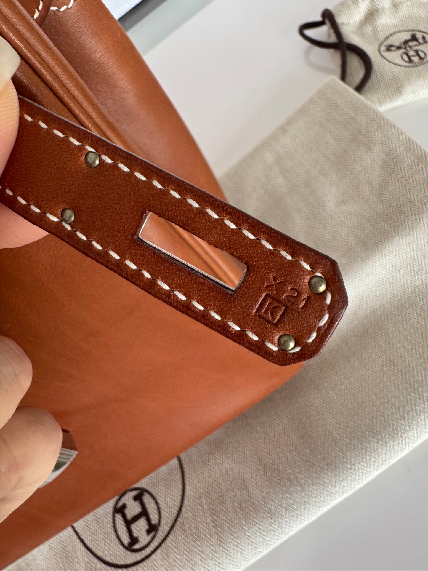 Birkin 30 Smooth Barenia Fauve Palladium Hardware