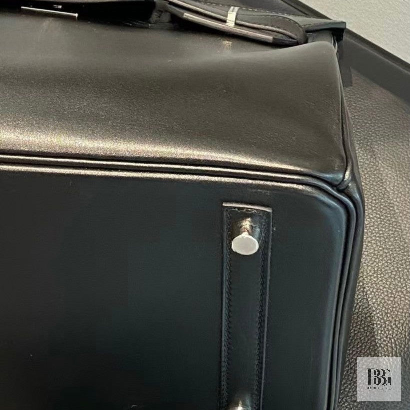 Excellent Pre-loved Birkin 30 black tadelakt with palladium hardware (2014)